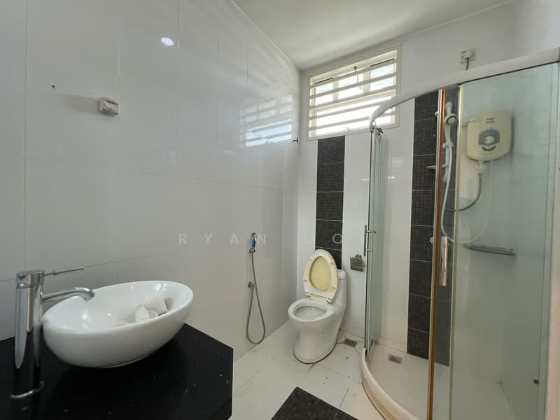 2-storey Terraced House for Sale in Taman Desa Seraya (Alor Setar) - Ryan Ooi - Bathroom - PropertyGuru.com.my