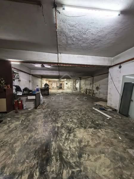 Shop for Rent in Ampang (Selangor) - Loh KC - Interior - PropertyGuru.com.my