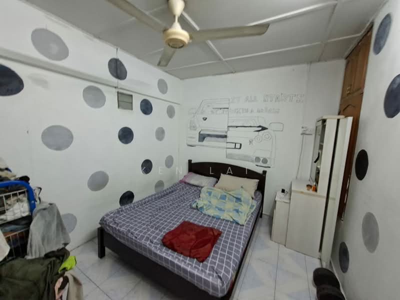 Rumah Teres 2-Tingkat untuk Dijual di Batu Caves (Selangor) - Ken Lai - Bedroom 2 - PropertyGuru.com.my