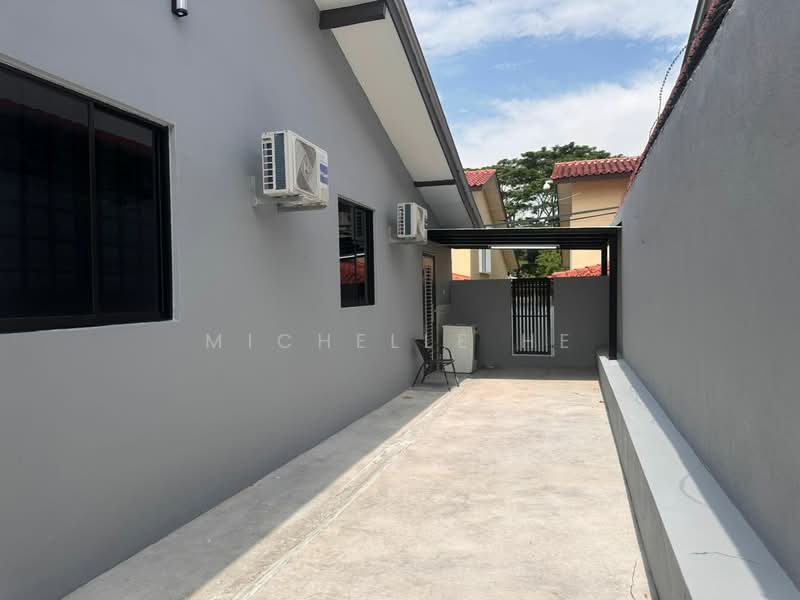 Rumah Teres 1 Tingkat untuk Dijual di Taman Pelangi (Johor Bahru) - Michelle He - Exterior - PropertyGuru.com.my