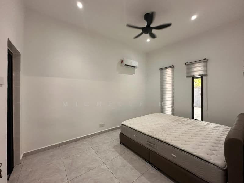 Rumah Teres 1 Tingkat untuk Dijual di Taman Pelangi (Johor Bahru) - Michelle He - Bedroom - PropertyGuru.com.my
