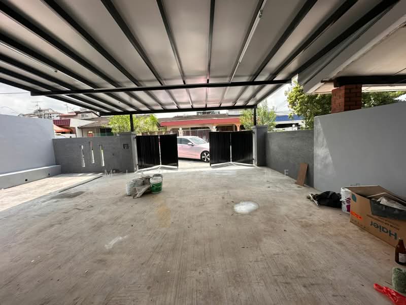 Rumah Teres 1 Tingkat untuk Dijual di Taman Pelangi (Johor Bahru) - Michelle He - Exterior - PropertyGuru.com.my