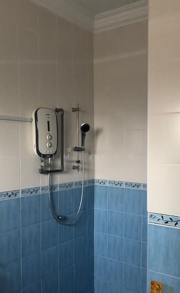 2-storey Terraced House for Sale in Bandar Bukit Tinggi (Klang) - Lim Jeon - Bathroom - PropertyGuru.com.my