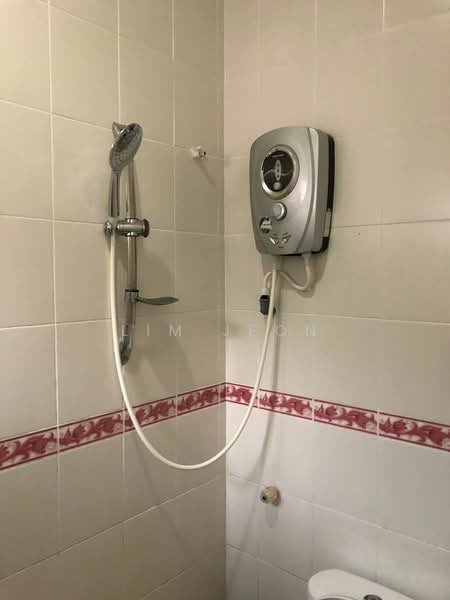 2-storey Terraced House for Sale in Bandar Bukit Tinggi (Klang) - Lim Jeon - Bathroom - PropertyGuru.com.my