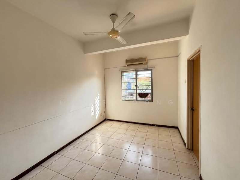 Semi-Detached House for Sale in Taman Usahawan (Kepong) - Louis Foong - Interior - PropertyGuru.com.my