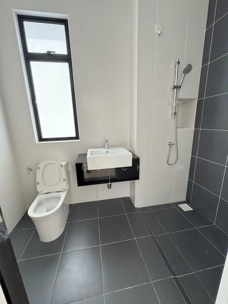 Cluster House for Sale in Eco Botanic (Iskandar Puteri (Nusajaya)) - Grace Chiew - Bathroom - PropertyGuru.com.my