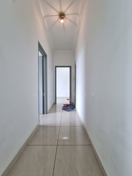 Servis Apartment untuk Disewa di Pangsapuri Tanah Emas (Golden Sands) - Ang Boon Chai - Corridor - PropertyGuru.com.my