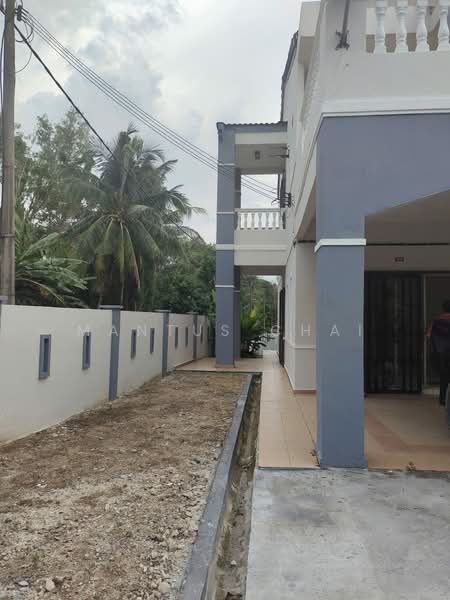 Rumah Berkembar untuk Dijual di Taman Suliana (Sikamat) - Mantus Chai - PropertyGuru.com.my