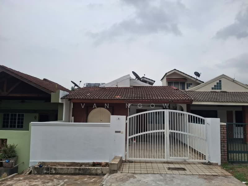 Rumah Teres untuk Disewa di SS12 (Subang Jaya) - Ivan Ngow - Exterior - PropertyGuru.com.my