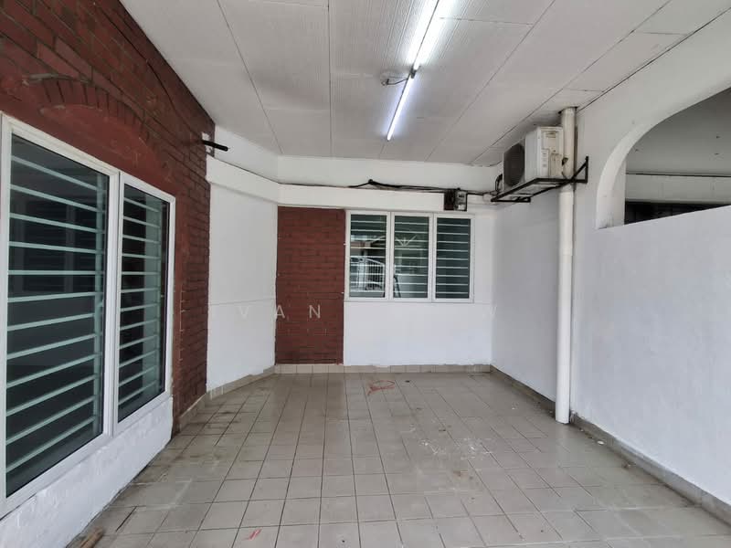 Rumah Teres untuk Disewa di SS12 (Subang Jaya) - Ivan Ngow - Exterior - PropertyGuru.com.my