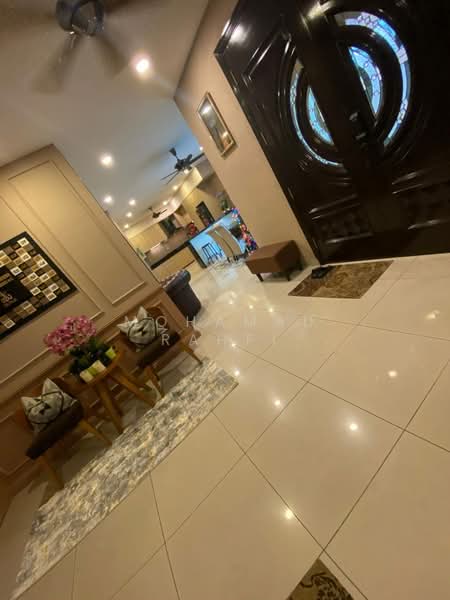 Cluster House for Sale in Taman Sutera Utama (Skudai) - Mohamad Rahfi - Entrance - PropertyGuru.com.my