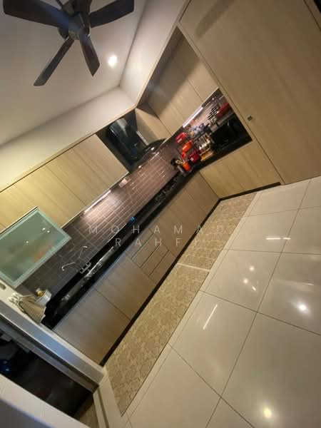 Cluster House for Sale in Taman Sutera Utama (Skudai) - Mohamad Rahfi - Kitchen - PropertyGuru.com.my