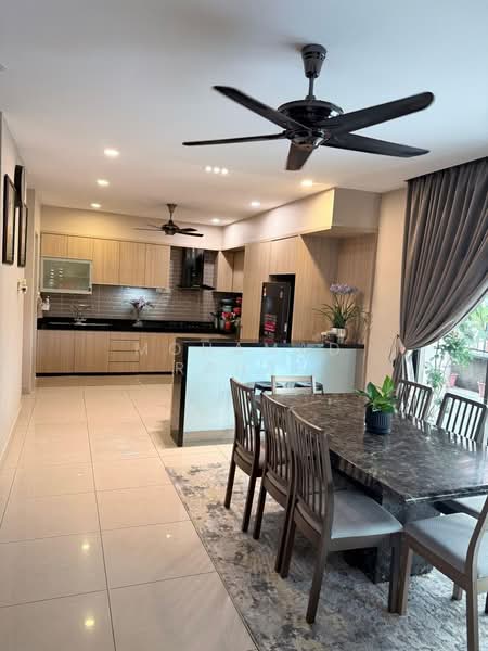 Cluster House for Sale in Taman Sutera Utama (Skudai) - Mohamad Rahfi - Kitchen - PropertyGuru.com.my