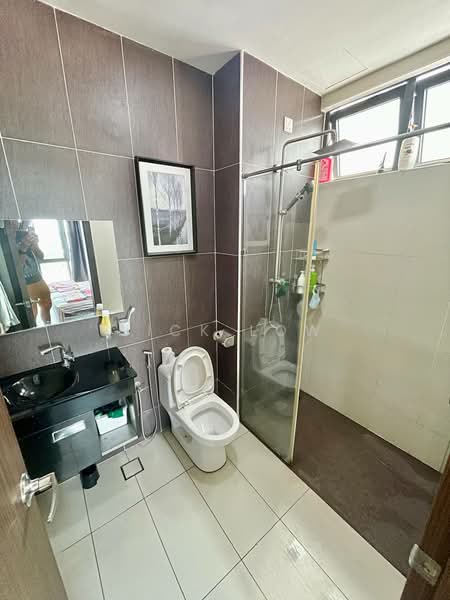 Service Residence for Rent at D'Secret Garden (Pangsapuri Kempas Indah) - Nick Low - Bathroom - PropertyGuru.com.my