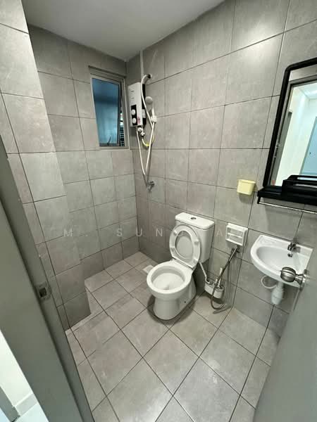 Pangsapuri untuk Disewa di Trifolis - M. Sundram - Bathroom - PropertyGuru.com.my