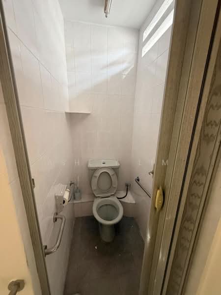 Rumah Teres 1 Tingkat untuk Dijual di Batu Lancang (Jelutong) - Ashley Lim - Bathroom - PropertyGuru.com.my