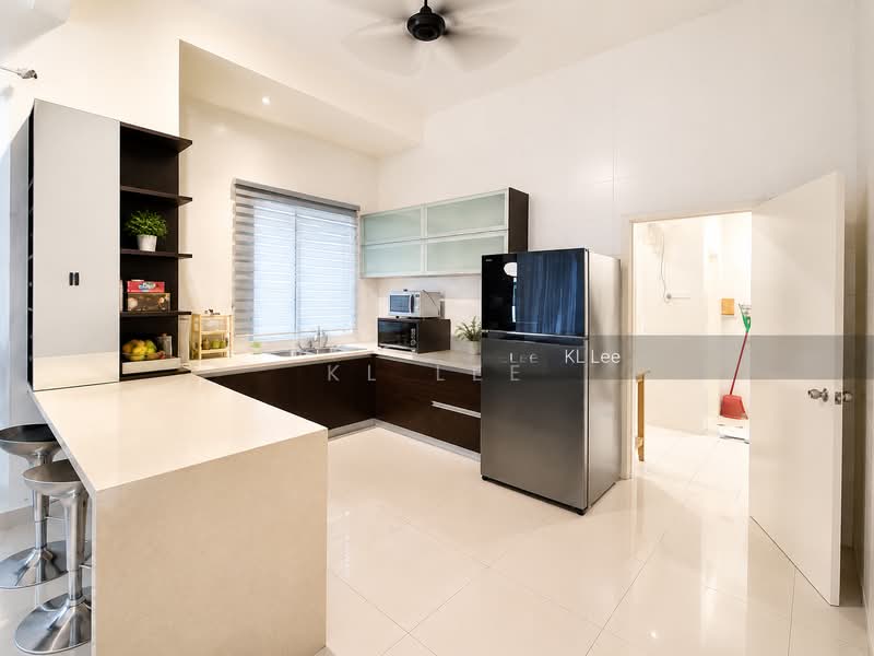 Rumah Berkembar untuk Dijual di Kemuning Utama Palma (Shah Alam) - KL Lee - Kitchen - PropertyGuru.com.my