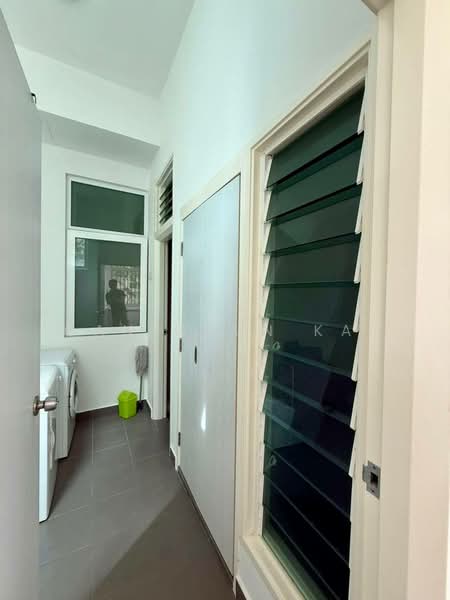 Kondominium untuk Disewa di Ferringhi Residence - Gan Chun Kai - Corridor - PropertyGuru.com.my