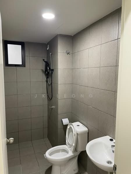 Pangsapuri untuk Disewa di Residensi Max - JK Leong - Bathroom - PropertyGuru.com.my