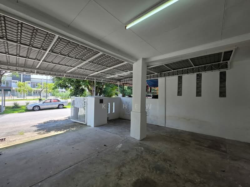2-storey Terraced House for Sale in Bandar Tasik Kesuma (Beranang) - KK HEW - Exterior - PropertyGuru.com.my