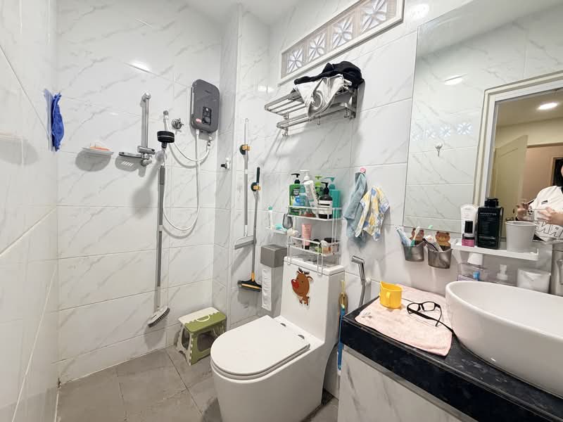 2-storey Terraced House for Sale in Bandar Damai Perdana (Cheras) - Anna H - Bathroom - PropertyGuru.com.my