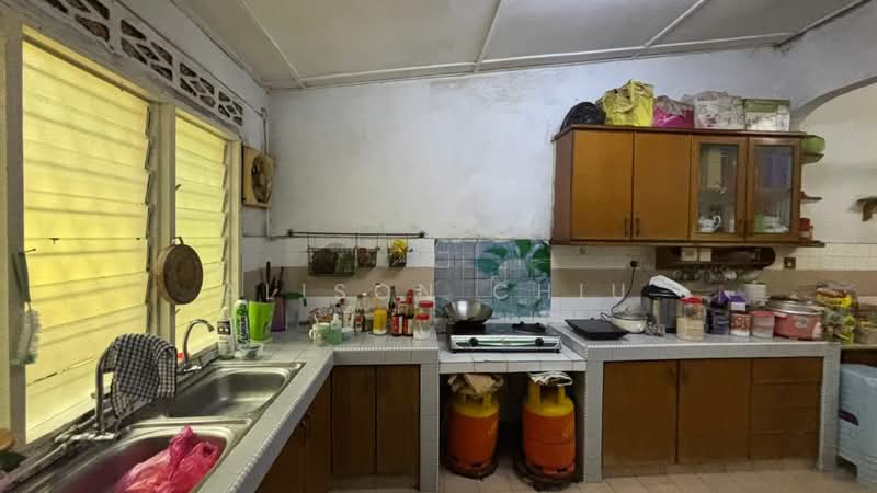 2-storey Terraced House for Sale in Taman Bukit Maluri (Kepong) - Alison Chiu - Kitchen - PropertyGuru.com.my