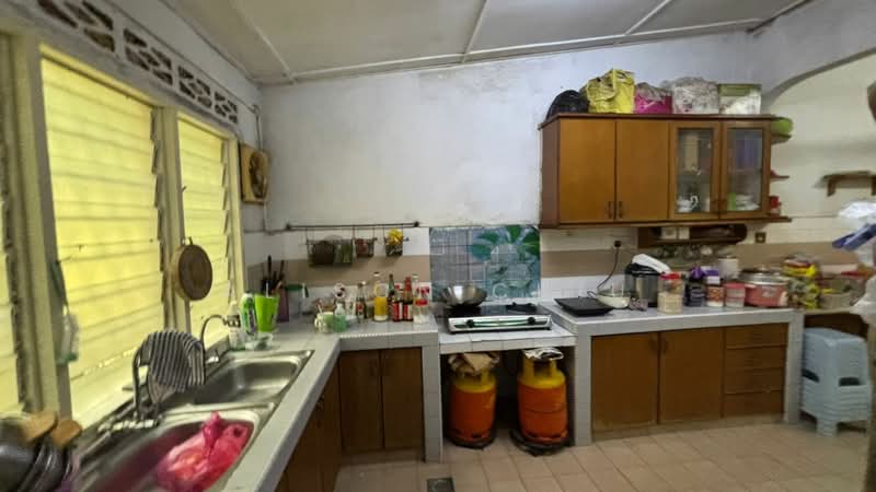 2-storey Terraced House for Sale in Taman Bukit Maluri (Kepong) - Alison Chiu - Kitchen - PropertyGuru.com.my