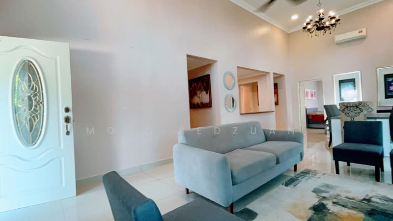 Rumah Banglo untuk Dijual di Alor Gajah (Melaka) - Mohd Redzuan - Living Room - PropertyGuru.com.my