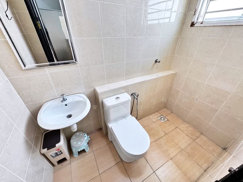 Rumah Teres 2 Tingkat untuk Dijual di Kajang (Selangor) - Herman Sazwan Nor Rahim - Bathroom - PropertyGuru.com.my