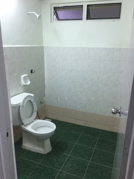 Pangsapuri untuk Disewa di Suria Kipark Damansara - JK Leong - Bathroom - PropertyGuru.com.my