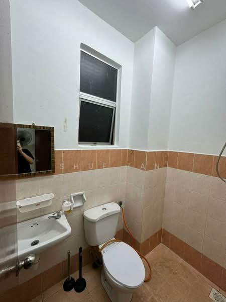 Apartment for Rent at Bayu Villa - Shue Tan - Bathroom - PropertyGuru.com.my