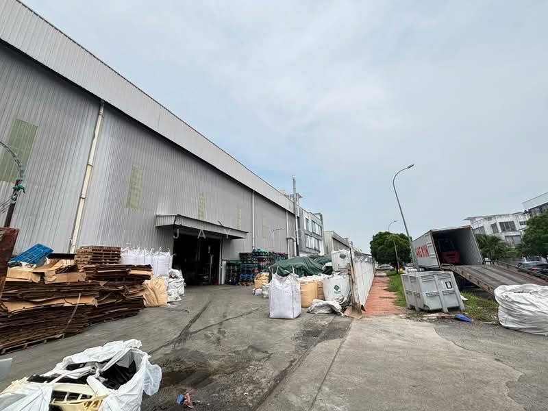 Kilang untuk Disewa di Ijok (Selangor) - Jay Yong - Exterior - PropertyGuru.com.my