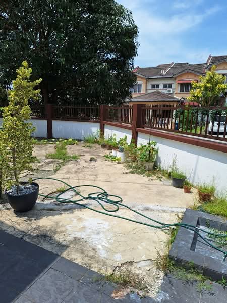 2-storey Terraced House for Rent in Seri Kembangan (Selangor) - Roy Choong - Exterior - PropertyGuru.com.my
