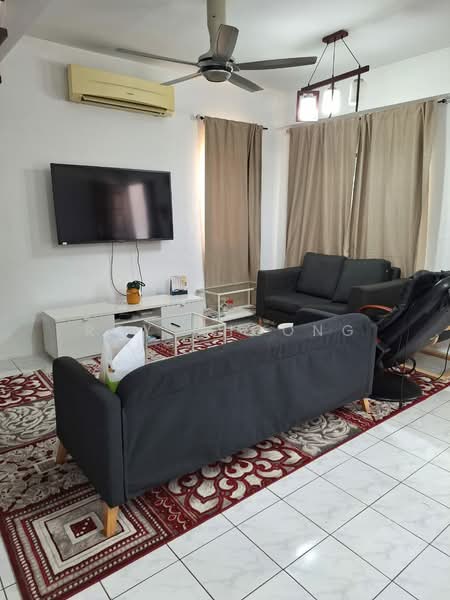 2-storey Terraced House for Rent in Seri Kembangan (Selangor) - Roy Choong - Living Room - PropertyGuru.com.my