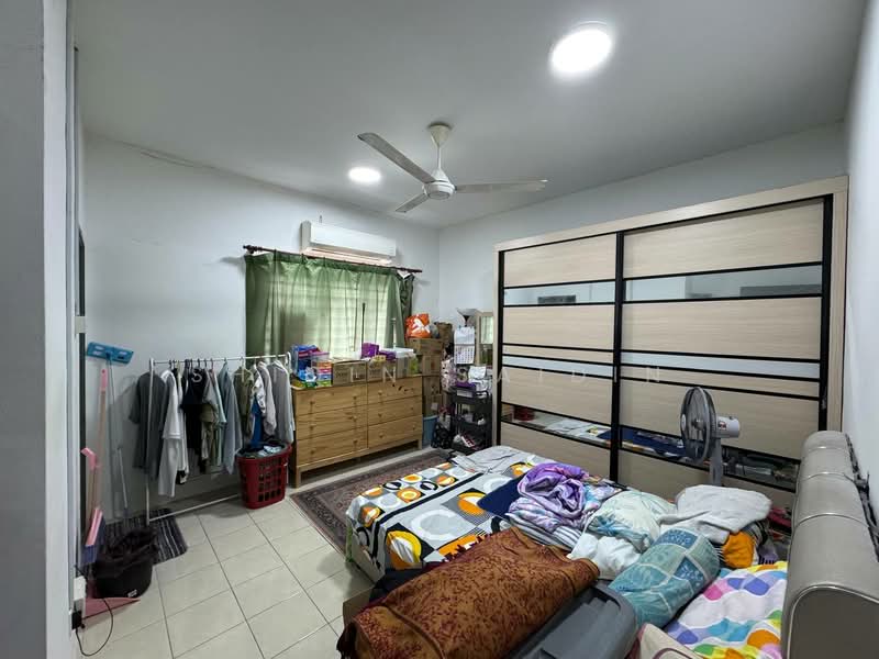 2-storey Terraced House for Sale in Sungai Buloh (Selangor) - Shiqin Saidin - Bedroom - PropertyGuru.com.my