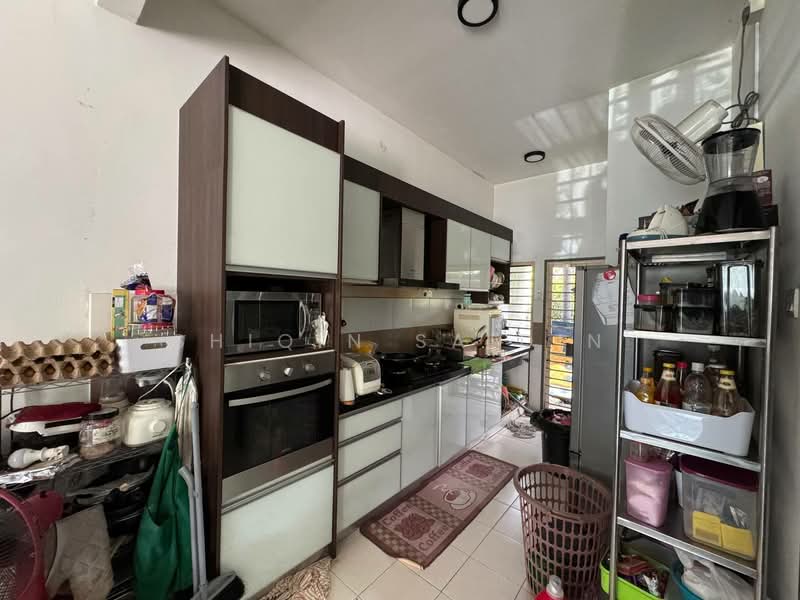 2-storey Terraced House for Sale in Sungai Buloh (Selangor) - Shiqin Saidin - Kitchen - PropertyGuru.com.my