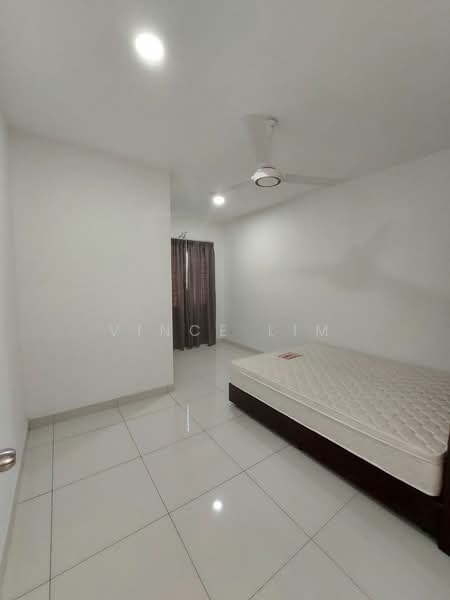 Rumah Teres 2 Tingkat untuk Dijual di Semenyih (Selangor) - Vince Lim - Bedroom - PropertyGuru.com.my