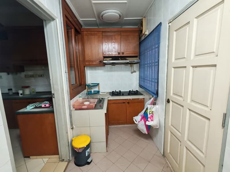 Rumah Teres 2 Tingkat untuk Dijual di Taman Seri Orkid (Skudai) - Fiona Nam - Kitchen - PropertyGuru.com.my