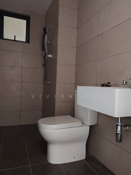 Servis Apartment untuk Disewa di M Luna - Vivian Ho - Bathroom - PropertyGuru.com.my