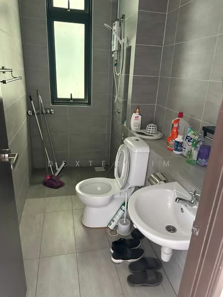 Servis Apartment untuk Disewa di 8Scape Residence @ Sutera - Dexter Lim - Bathroom - PropertyGuru.com.my