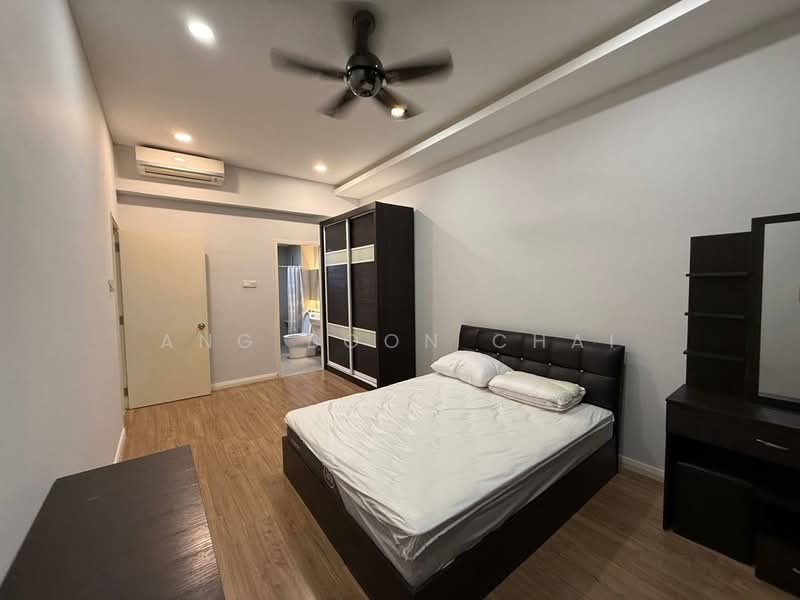 Condominium for Rent at The WaterEdge (Pinggiran Air) - Ang Boon Chai - Bedroom - PropertyGuru.com.my