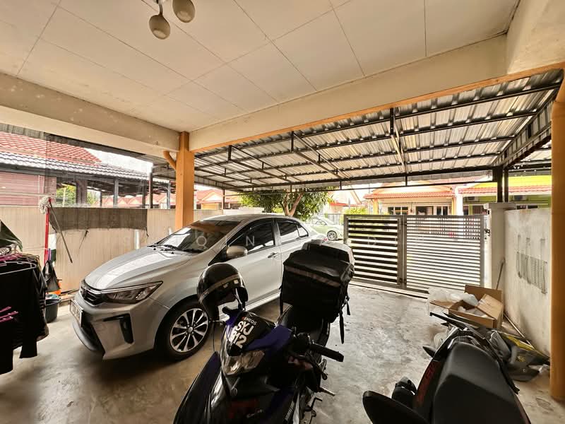Rumah Teres 1 Tingkat untuk Dijual di Seksyen 30 (Shah Alam) - Shiqin Saidin - Exterior - PropertyGuru.com.my
