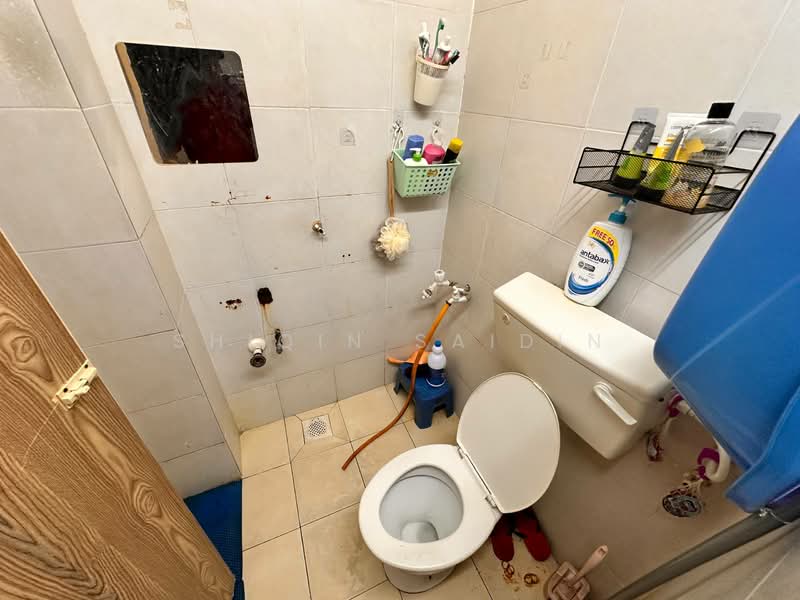 Rumah Teres 1 Tingkat untuk Dijual di Seksyen 30 (Shah Alam) - Shiqin Saidin - Bathroom - PropertyGuru.com.my