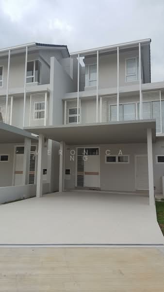 Rumah Teres 3 Tingkat untuk Disewa di Seri Kembangan (Selangor) - Veronica Ng - Exterior - PropertyGuru.com.my