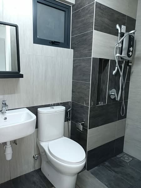 Kondominium untuk Disewa di Aster Residence - Vince Lim - Bathroom - PropertyGuru.com.my