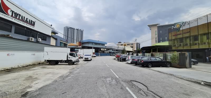 Industrial Land for Rent in Taman Kepong (Kepong) - Kent Chua - Exterior - PropertyGuru.com.my
