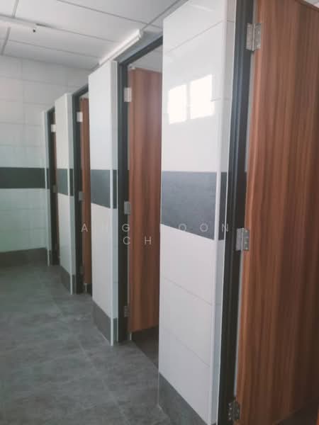 Detached Factory for Rent in Indahpura Industrial Park (Kulai) - Ang Boon Chai - Bathroom - PropertyGuru.com.my