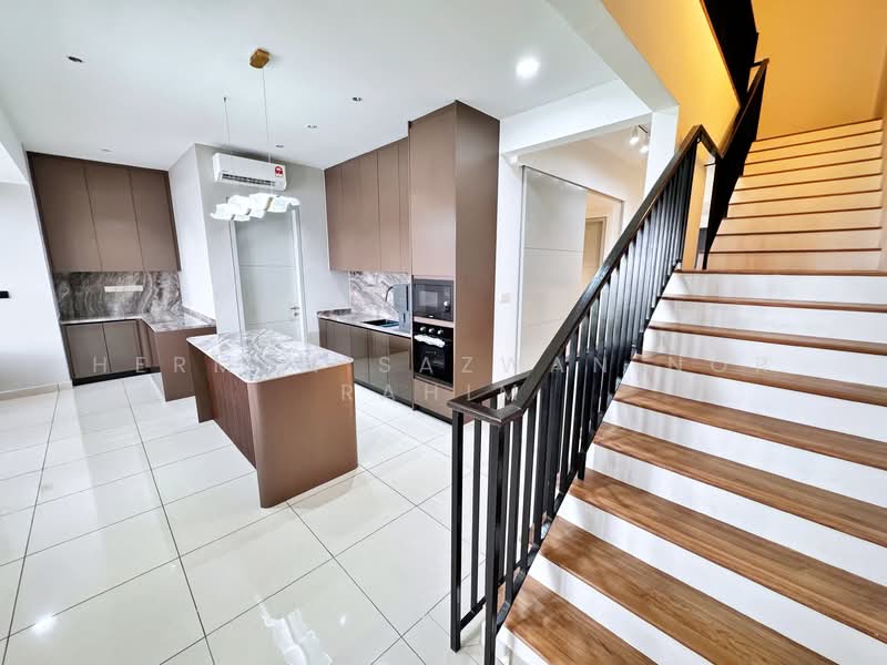 Rumah Teres 3 Tingkat untuk Dijual di Taman Melawati (Ulu Kelang) - Herman Sazwan Nor Rahim - Kitchen - PropertyGuru.com.my