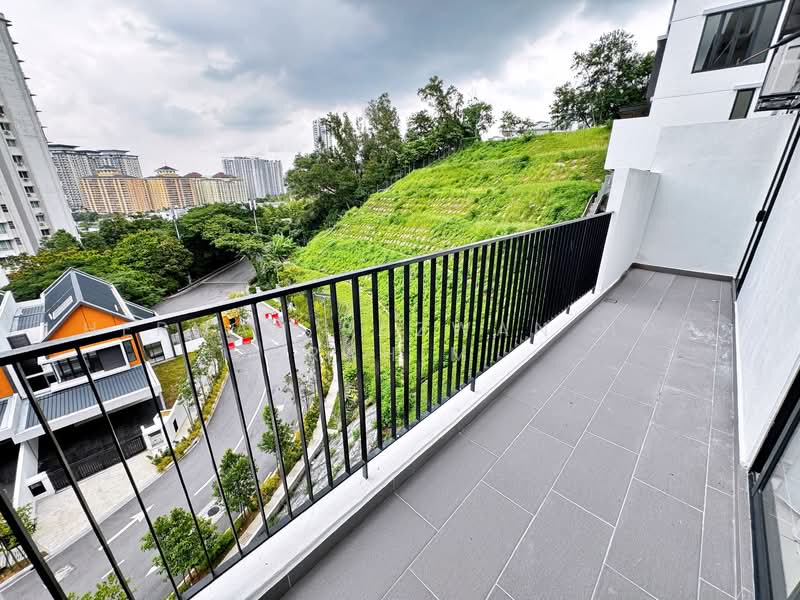 Rumah Teres 3 Tingkat untuk Dijual di Taman Melawati (Ulu Kelang) - Herman Sazwan Nor Rahim - Balcony - PropertyGuru.com.my