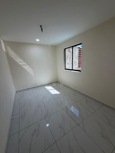 2-storey Terraced House for Sale in Permas Jaya (Johor) - Hong . - Interior - PropertyGuru.com.my